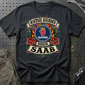 Saab Rigtige Kvinder Kører – Roser og Flammer T-Shirt – Sort