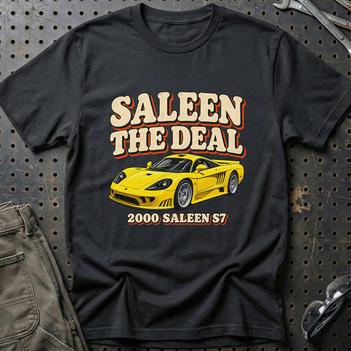 
Saleen S7 2000 – Saleen the Deal T-Shirt – Sort