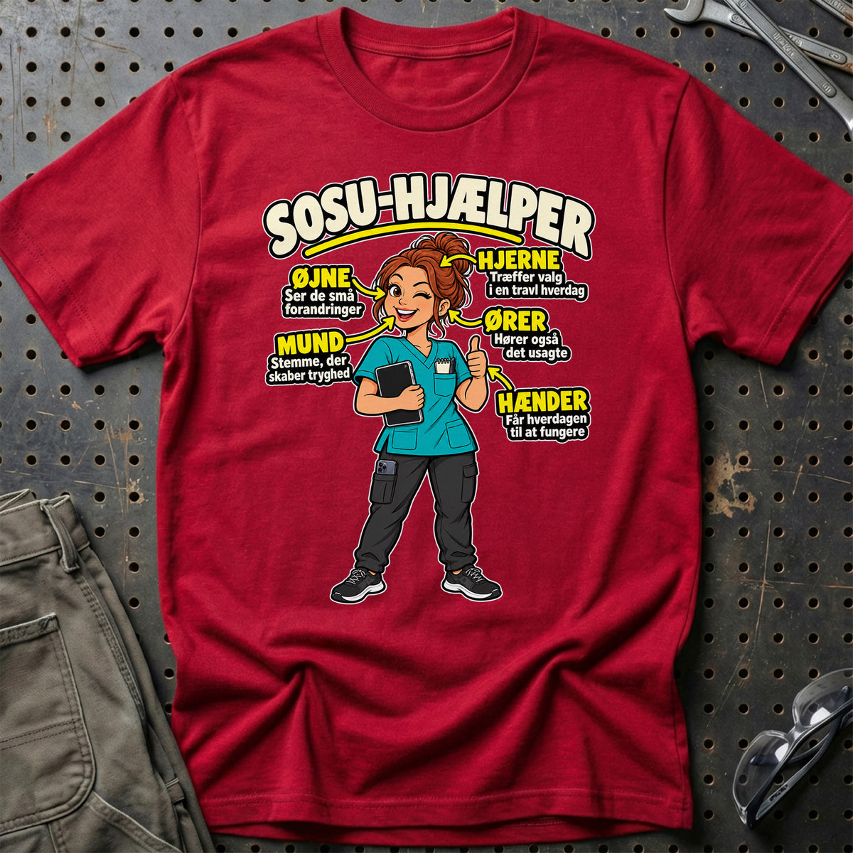 
SOSU-hjælper – Anatomi med tablet – kvinde – Unisex T-Shirt – Rød