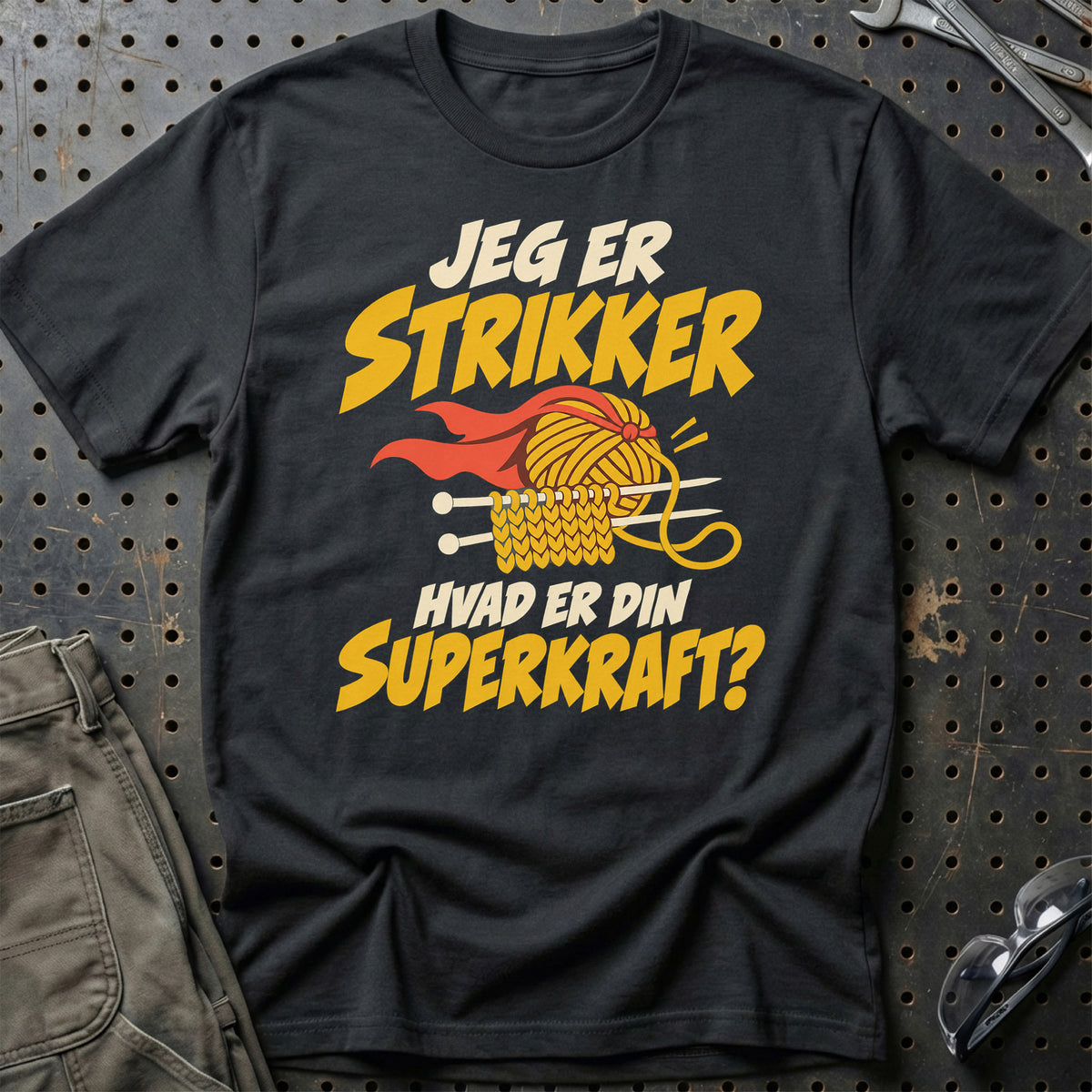 
Strikker – Hvad er din superkraft? – Unisex T-Shirt – Sort