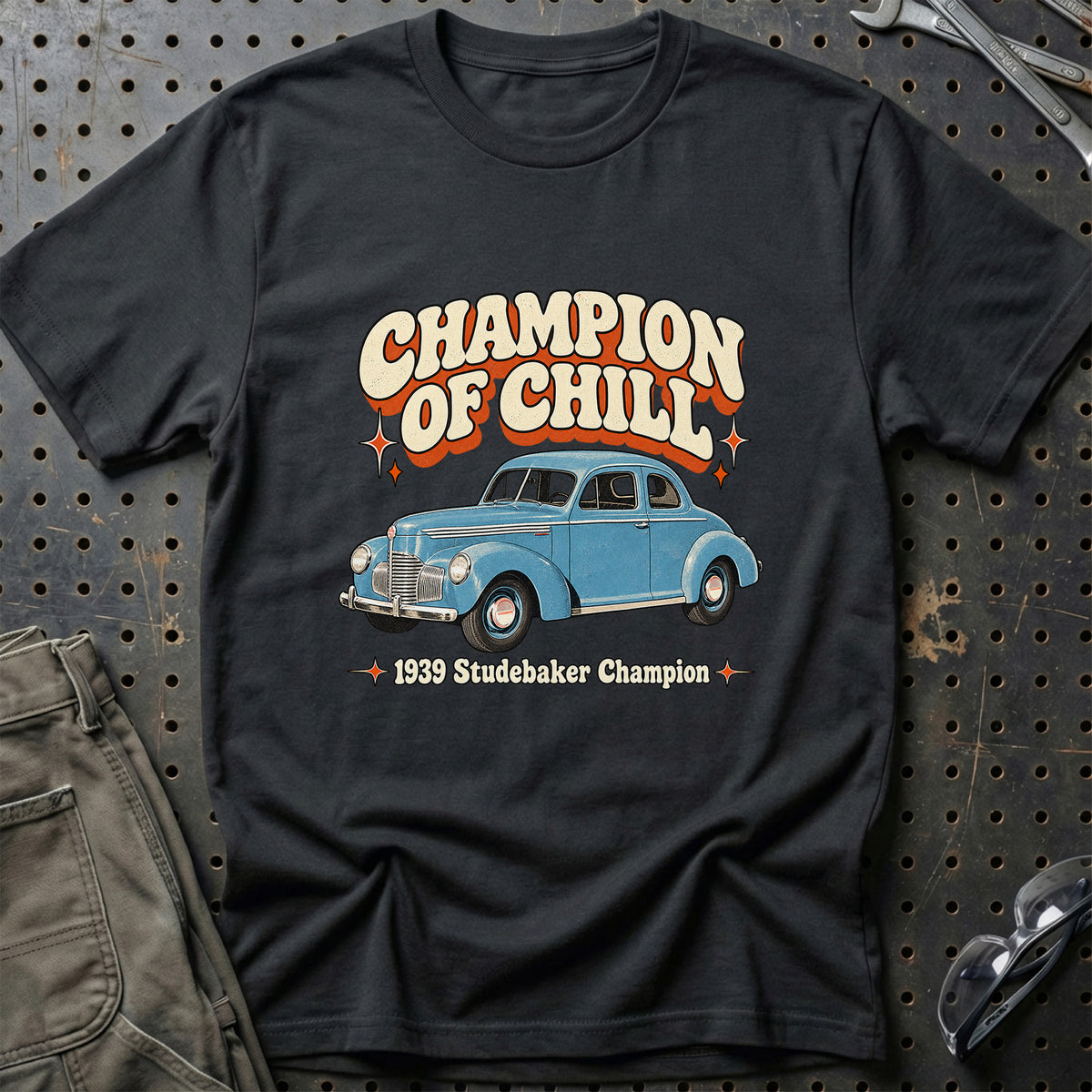 
Studebaker Champion 1939 – Champion of Chill T-Shirt – Sort