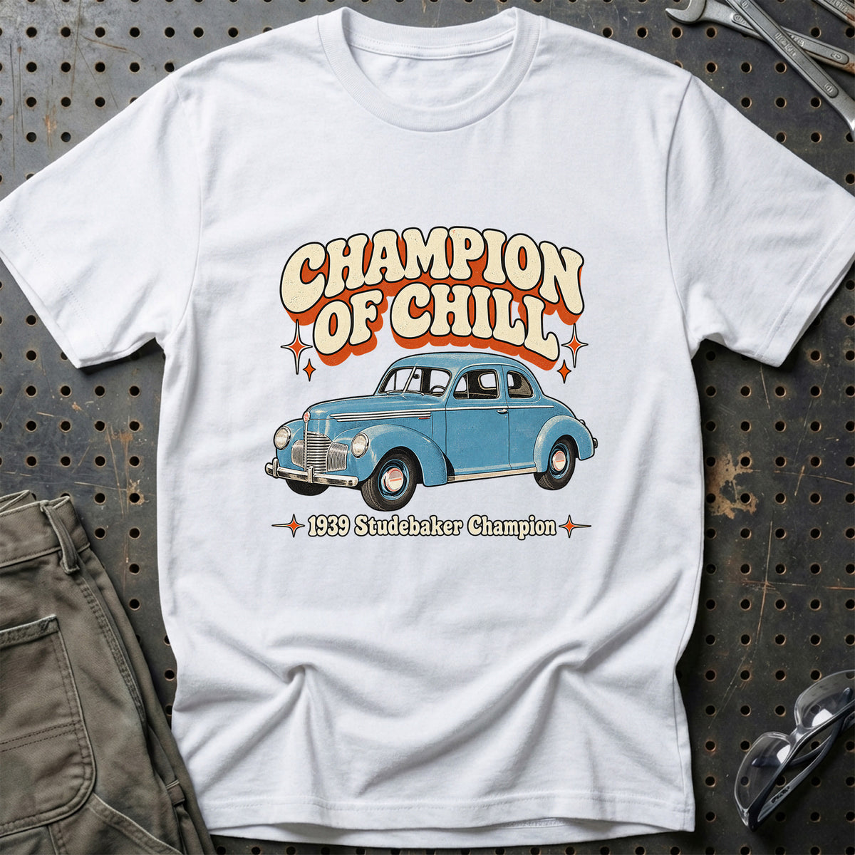 
Studebaker Champion 1939 – Champion of Chill T-Shirt – Hvid