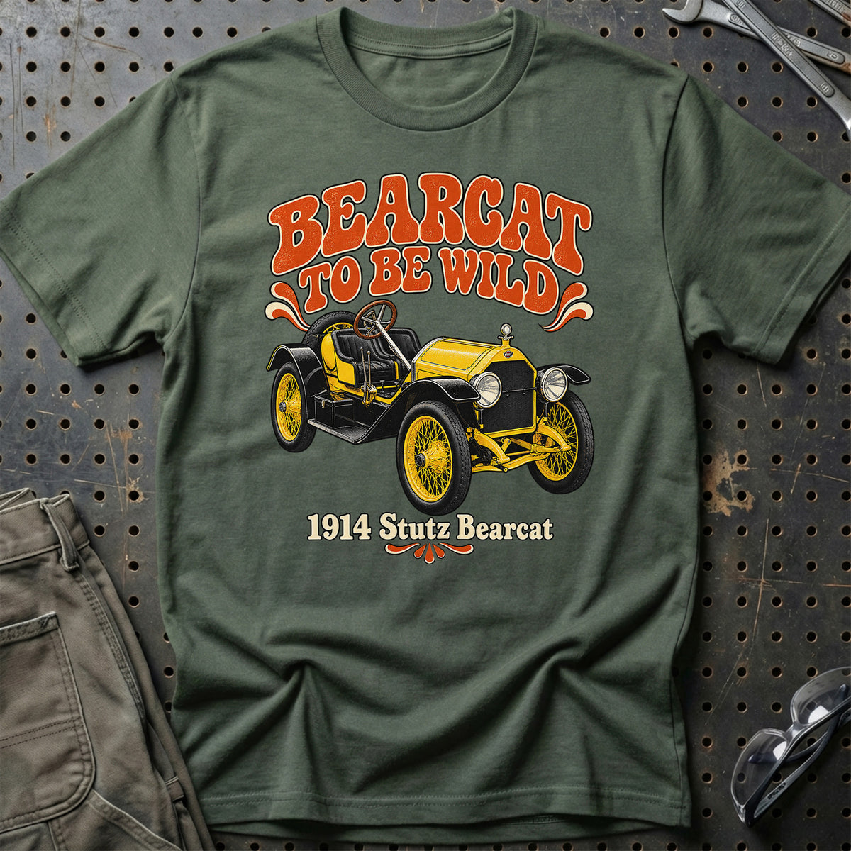 
Stutz Bearcat 1914 – Bearcat to Be Wild T-Shirt – Grøn Militær