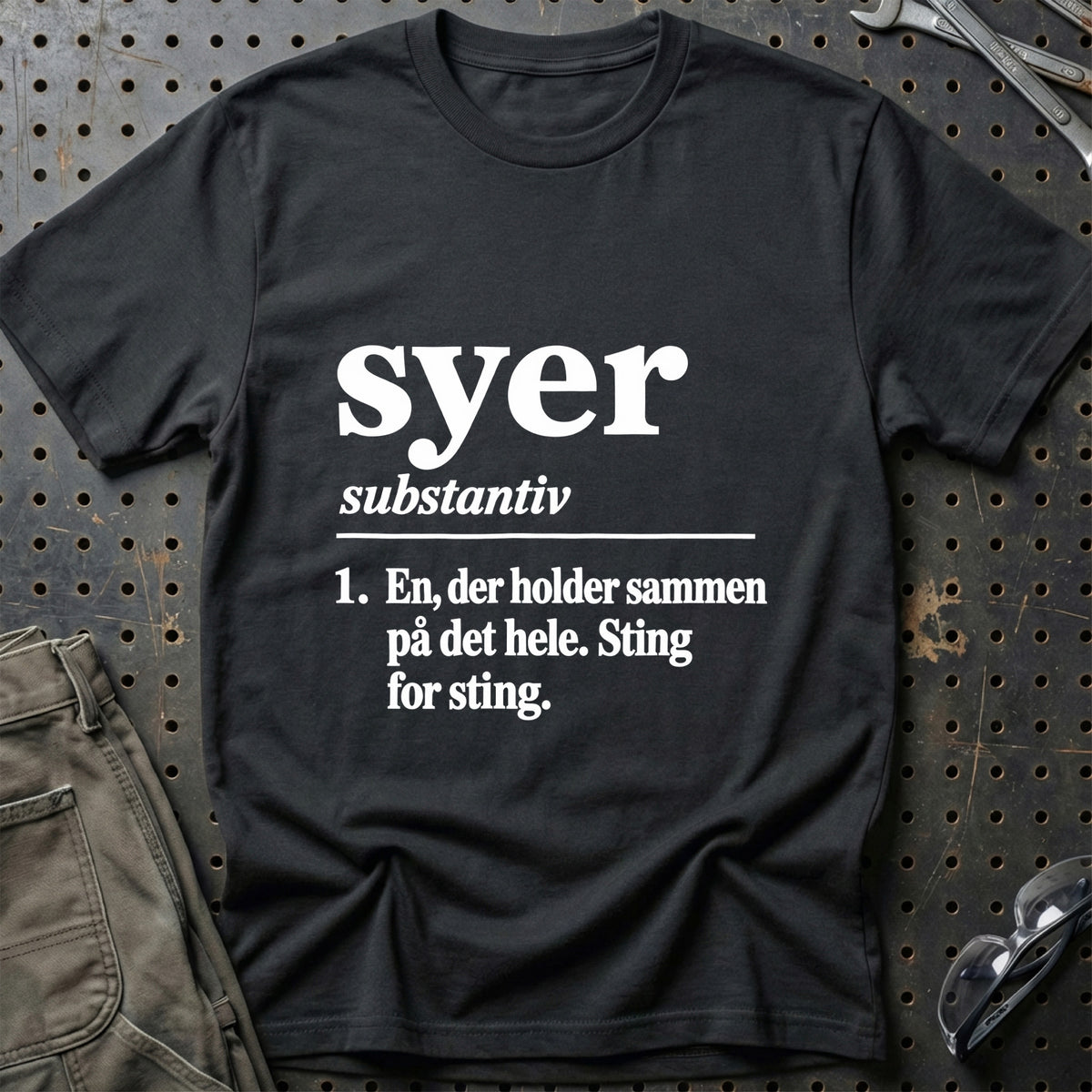 
Syer – Definition T-Shirt – Sort