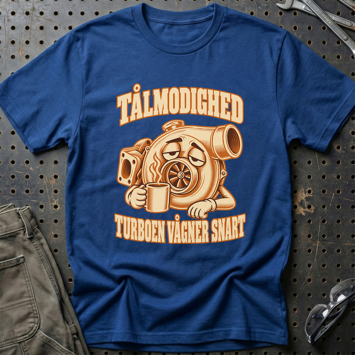 Tålmodighed – Turboen vågner snart T-Shirt – Blå Royal
