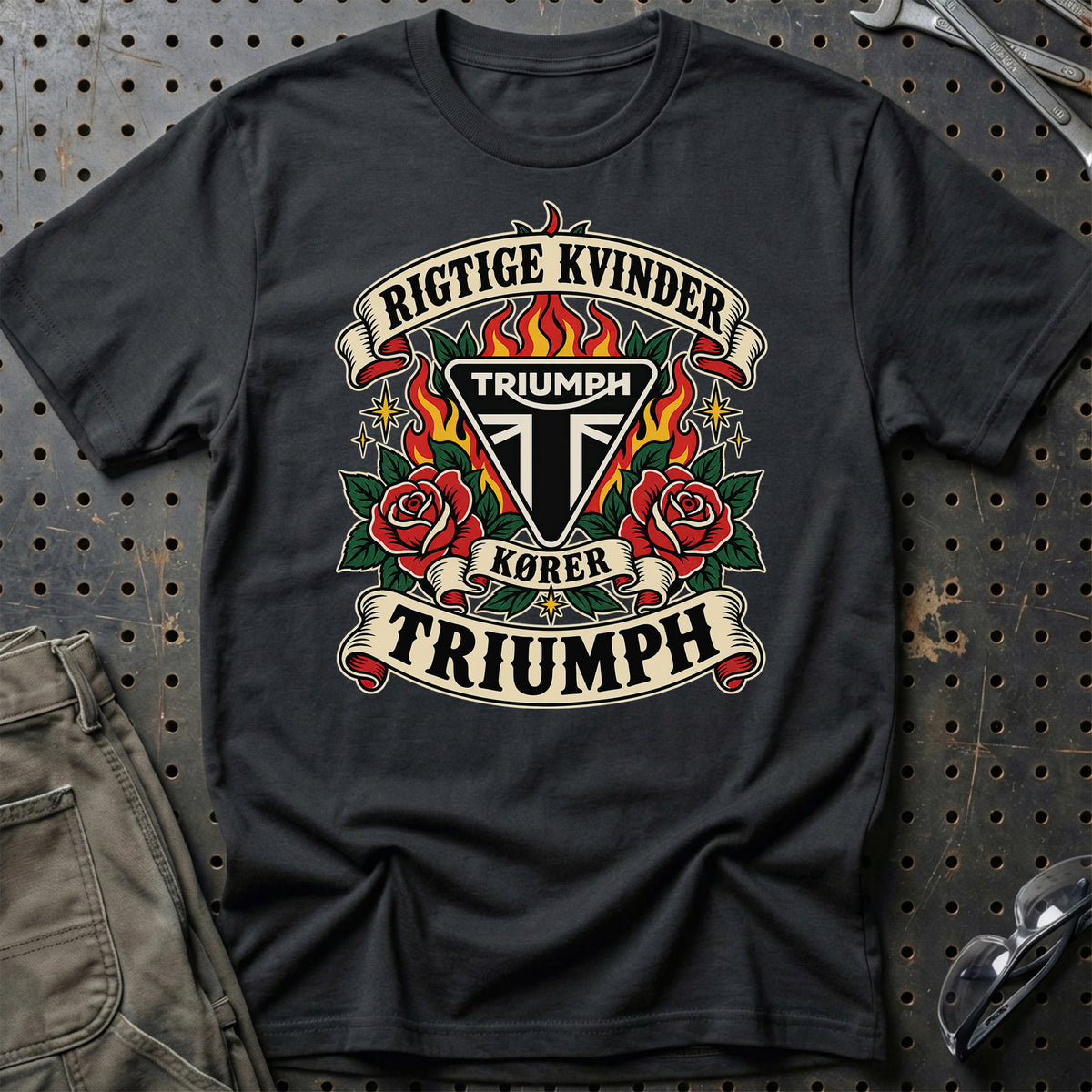 Triumph Rigtige Kvinder Kører – Roser og Flammer T-Shirt – Sort