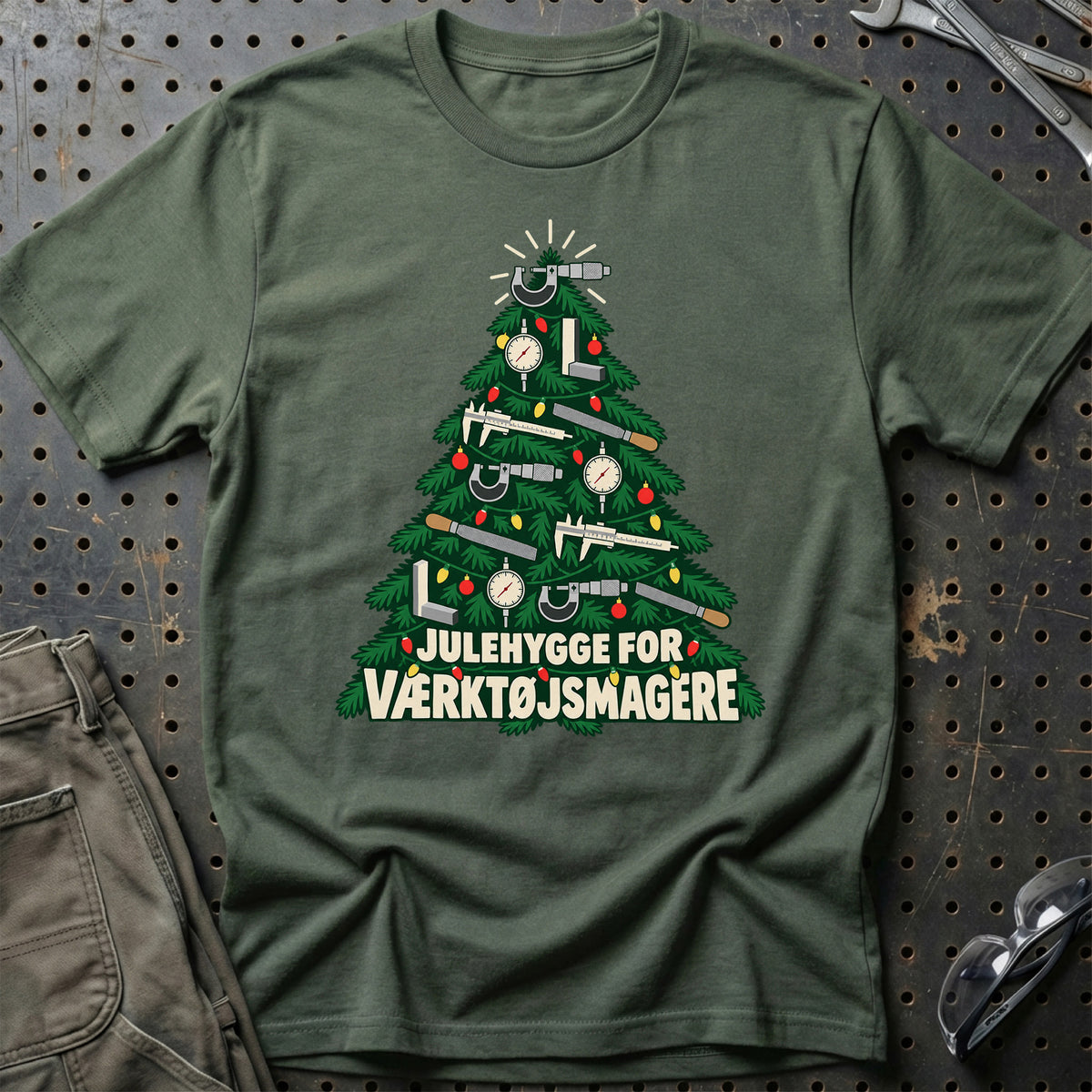 
Værktøjsmager – Julehygge – Unisex T-Shirt – Grøn Militær