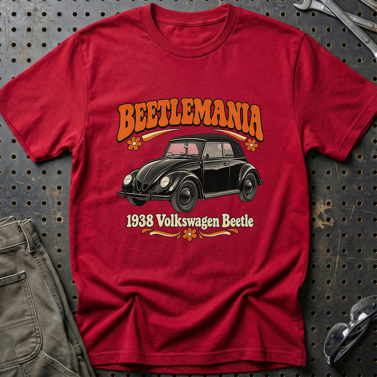 
Volkswagen Beetle 1938 – Beetlemania T-Shirt – Rød