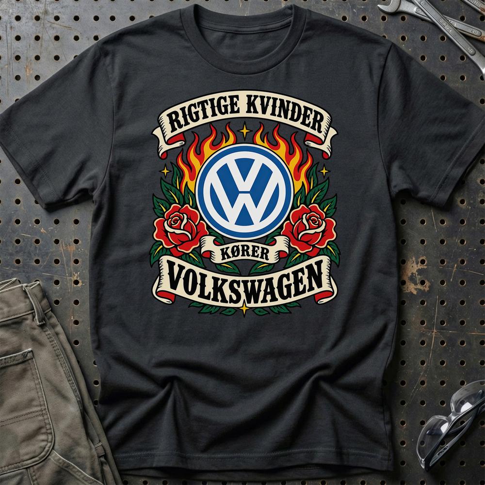 Volkswagen VW Rigtige Kvinder Kører – Roser og Flammer T-Shirt – Sort