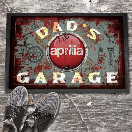 Aprilia Dads Garage Vintage Dørmåtte-Dørmåtte-Aprilia-Garage Culture Shop- garage - man cave - merchandise