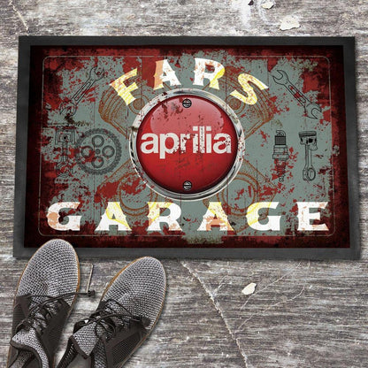 Aprilia Fars Garage Vintage Dørmåtte-Dørmåtte-Aprilia-Garage Culture Shop- garage - man cave - merchandise