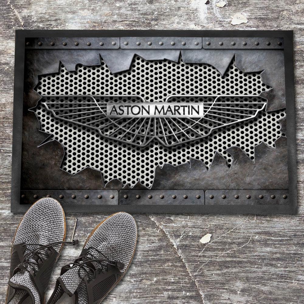 Aston Martin Metal Ripped Dørmåtte-Dørmåtte-Aston Martin-Garage Culture Shop- garage - man cave - merchandise