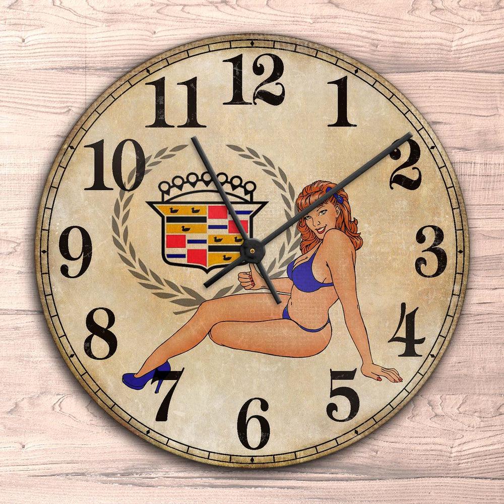 Cadillac Pin-Up Vintage Vægur Rundt-Clock-Cadillac-Garage Culture Shop- garage - man cave - merchandise