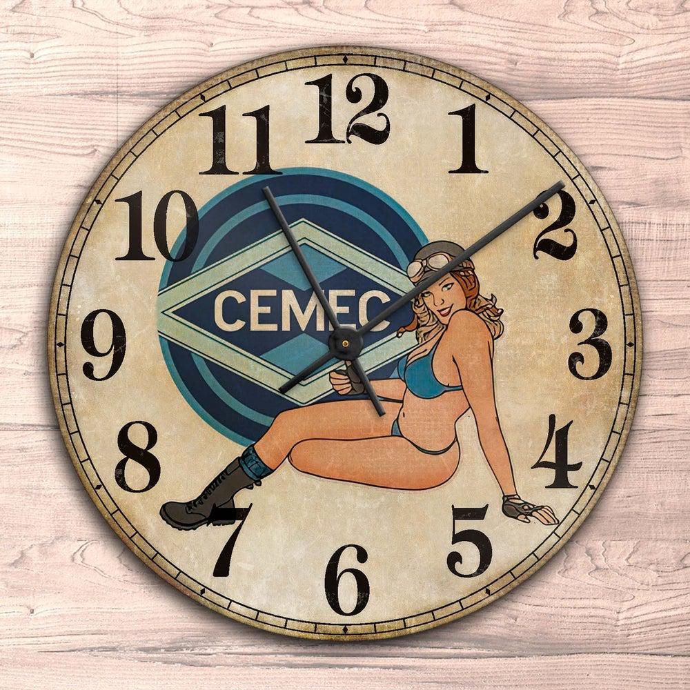 Cemec Pin-Up Vintage Vægur Rundt-Clock-Cemec-Garage Culture Shop- garage - man cave - merchandise