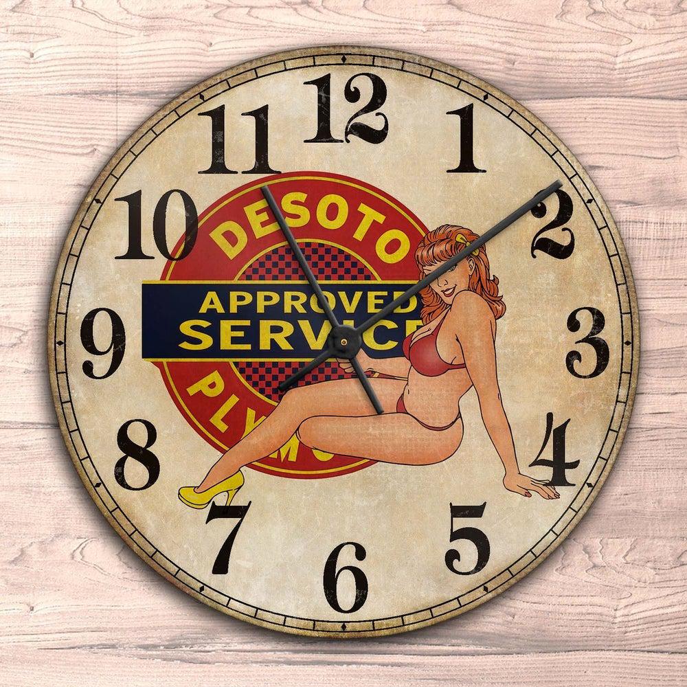 Desoto Pin-Up Vintage Vægur Rundt-Clock-DeSoto-Garage Culture Shop- garage - man cave - merchandise