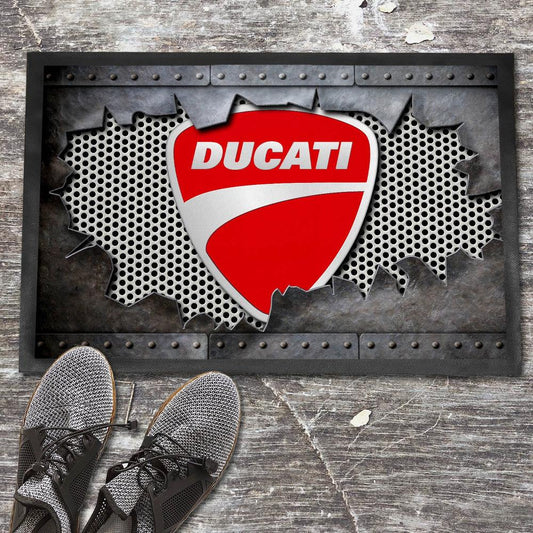 Ducati Metal Ripped Dørmåtte-Dørmåtte-Ducati-Garage Culture Shop- garage - man cave - merchandise