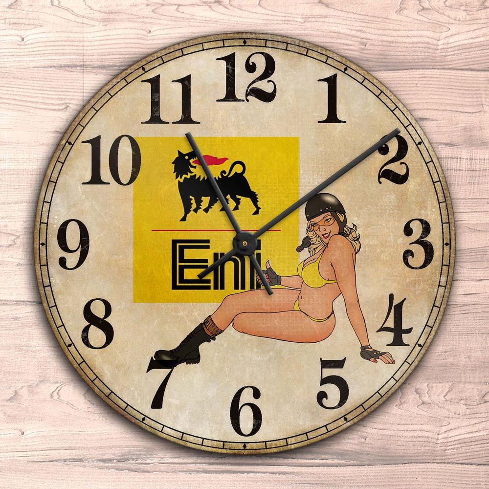 Eni Pin-Up Vintage Vægur Rundt-Clock-Motoroil-Garage Culture Shop- garage - man cave - merchandise