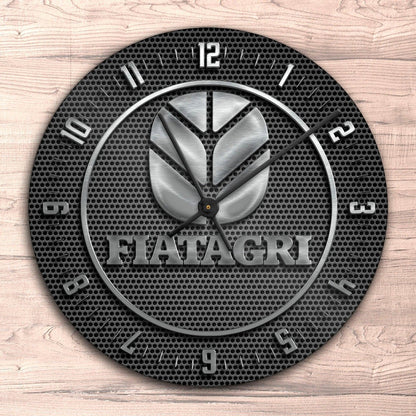 Fiatagri Vægur Rundt-Clock-Fiatagri-Garage Culture Shop- garage - man cave - merchandise