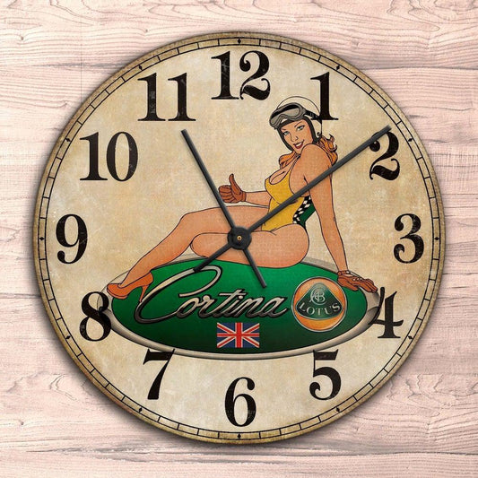 Ford Cortina Pin-Up Vintage Vægur Rundt-Clock-Ford-Garage Culture Shop- garage - man cave - merchandise