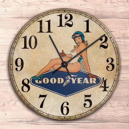 Good Year Pin-Up Vintage Vægur Rundt-Clock-Motoroil-Garage Culture Shop- garage - man cave - merchandise
