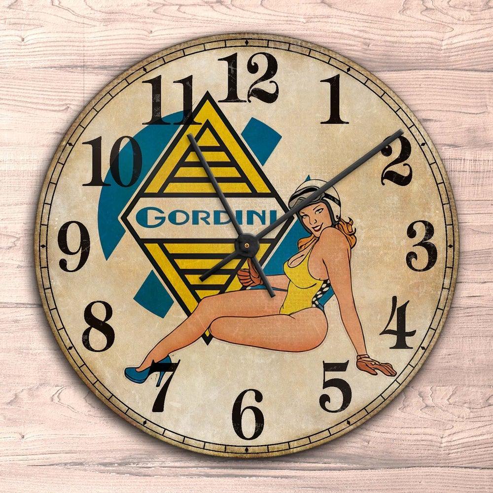 Gordini Pin-Up Vintage Vægur Rundt-Clock-Gordini-Garage Culture Shop- garage - man cave - merchandise