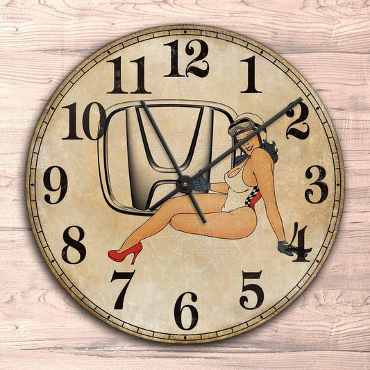 Honda Pin-Up Vintage Vægur Rundt-Clock-Honda-Garage Culture Shop- garage - man cave - merchandise