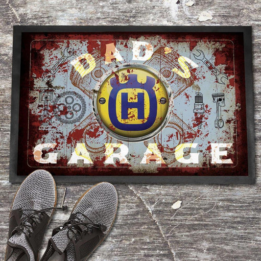 Husqvarna Dads Garage Vintage Dørmåtte-Dørmåtte-Husqvarna-Garage Culture Shop- garage - man cave - merchandise