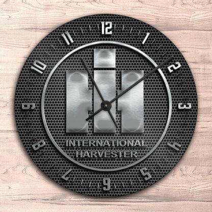 International Harvester Vægur Rundt-Clock-International Harvester-Garage Culture Shop- garage - man cave - merchandise