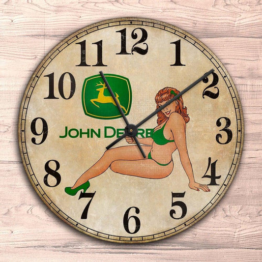 John Deere Pin-Up Vintage Vægur Rundt-Clock-John Deere-Garage Culture Shop- garage - man cave - merchandise
