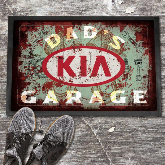 Kia Dads Garage Vintage Dørmåtte-Dørmåtte-Kia-Garage Culture Shop- garage - man cave - merchandise