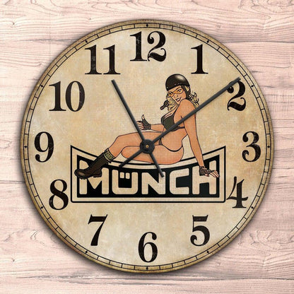 Munch Pin-Up Vintage Vægur Rundt-Clock-Munch-Garage Culture Shop- garage - man cave - merchandise