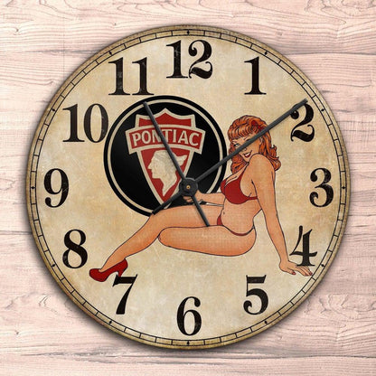 Pontiac Pin-Up Vintage Vægur Rundt-Clock-Pontiac-Garage Culture Shop- garage - man cave - merchandise
