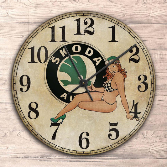Škoda Pin-Up Vintage Vægur Rundt-Clock-Skoda-Garage Culture Shop- garage - man cave - merchandise