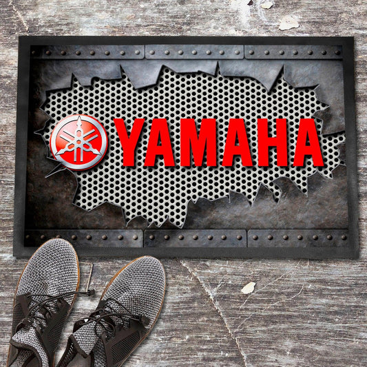 Yamaha Metal Ripped Dørmåtte-Dørmåtte-Yamaha-Garage Culture Shop- garage - man cave - merchandise